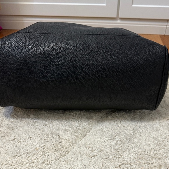 Tory Burch Carson Black Pebbled Leather Tote - Picture 5 of 10